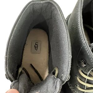 Ugg black Zentik waterproof boot size 13